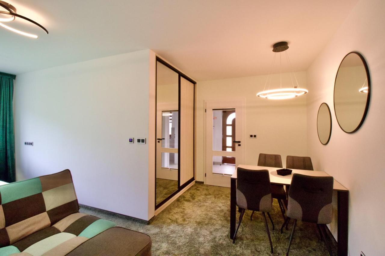 Apartman Uprostred Trojuhelniku Praha - Karlovy Vary - Plzen Kolesovice Buitenkant foto